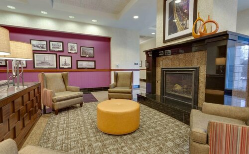 Drury Inn & Suites Baton Rouge, Reserva ahora Hotel Hoteles en Misuri con piscina, Piscina