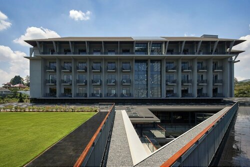 The Gaia Hotel Bandung, Varaa Hotelli Lembang West Java