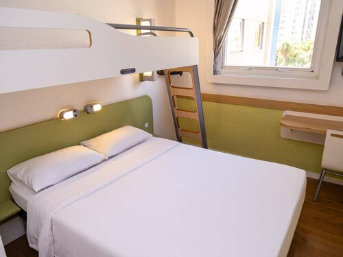 ibis budget Belo Horizonte Minascentro, Забронировать Отель Отели Бело Хоризонт 3 звезды, рядом с Sesc Palladium, 3*
