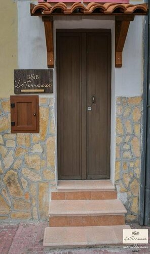 Le Terrazze B&B, Book Bed and Breakfast Hoteller i Pulsano med parkering, Parkering