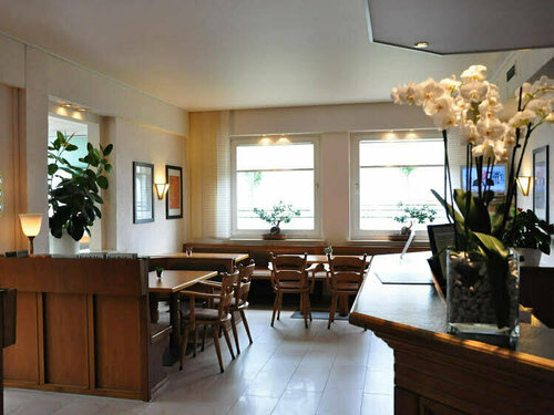 Hotel Hillegosser Hof, Забронировать Отель Отели Билефельд 3 звезды, 3*