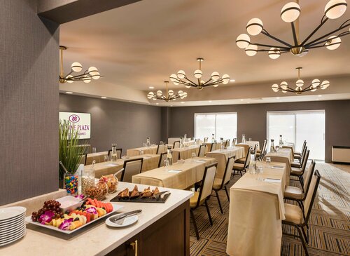 Crowne Plaza Providence-Warwick Airport by IHG, Book Hotel Warwick Rhode Island