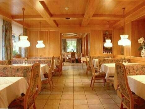 Seehüters Hotel Seerose - Piburger See, Ötz, Забронировать Отель Эц Эцталь