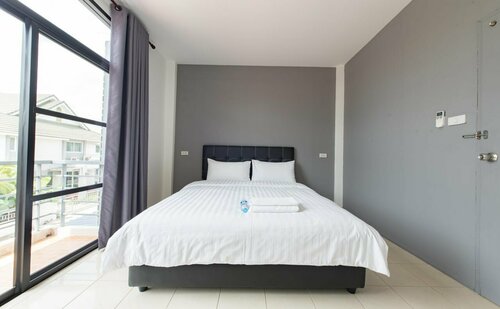 P Villa Buriram, Rezervovat Vila Buri Ram 