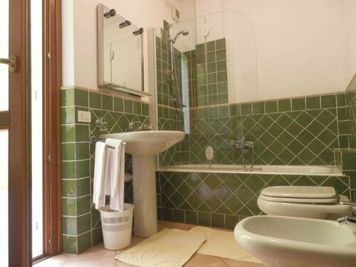 Appartamenti Galatea, Rezervați Hotel Palau Emerald Coast