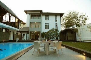 3r Resort