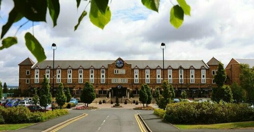 Village Hotel, Rezervați Hotel Dudley West Midlands, aproape de Dudley Castle