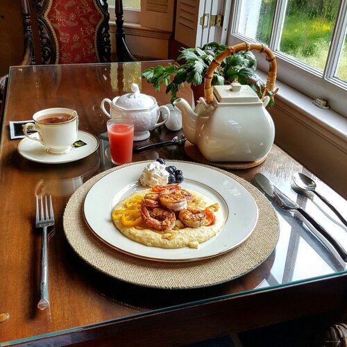 Clevedale Historic Inn and Gardens, Забронировать Отель Спартанберг Южная Каролина
