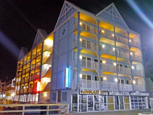 Ocean 1 Hotel & Suites Ocean City, Забронировать Отель Оушен-Сити Мэриленд, рядом с Ocean City Life-Saving Station Museum