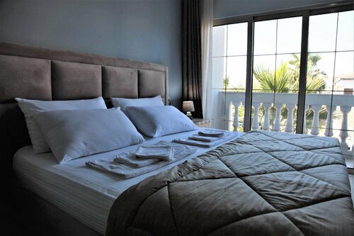 Hotel Veliera, Đặt Khách sạn Khách sạn ở Durres County bao gồm bữa sáng, Bữa sáng
