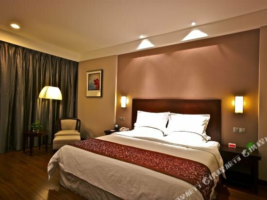 Ramada Suzhou Luzhi