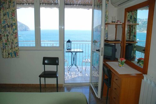 Hotel La Palma, Book Hotel Sant Angelo Ischia