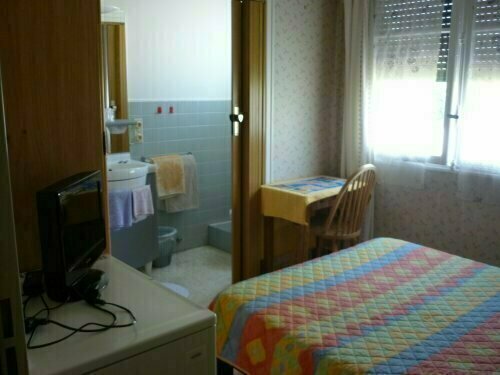 Hotel Ideal, Забронировать Отель Отели Антиб с завтраком, рядом с Дворей собраний Жуан-Ле-Пен, Завтраки