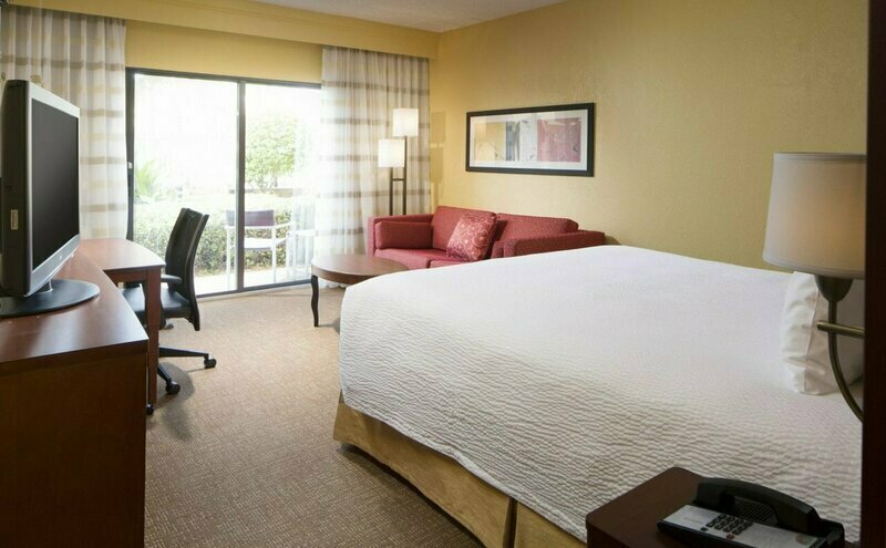 Courtyard by Marriott Tampa Westshore/Airport