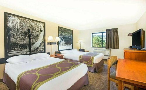 Super 8 by Wyndham Ripley, Buchen Sie Gasthaus Ripley 