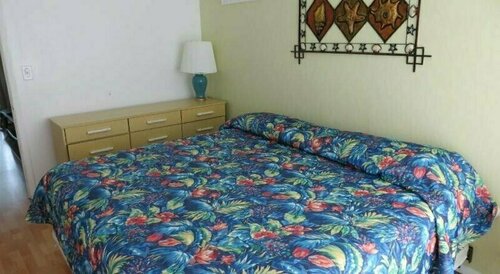 Dolphin Inn Resort, Rezerwuj Ośrodek wypoczynkowy Hotele resortowe w Floryda, Ośrodek wypoczynkowy