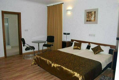 Pearl Court Residence & Hotels, Book Hotel Hoteller i Lagos med pool, Swimmingpool