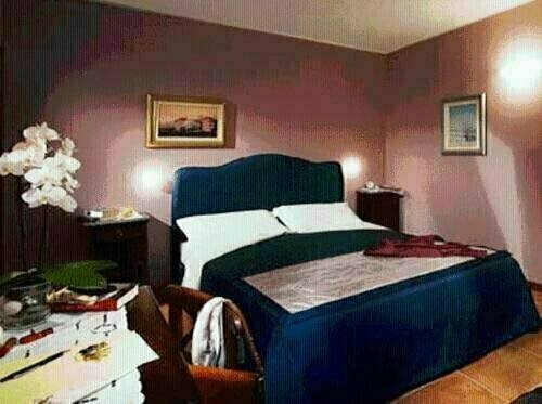 Mongalletto, Prenota Hotel Castellinaldo d'Alba Langhe