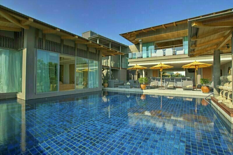 Seventh Villa