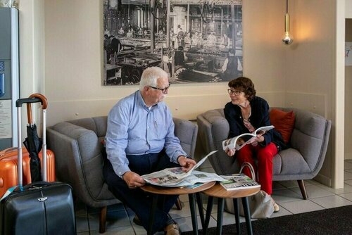 Hotel Aurena, Book Bed and Breakfast Hoteller i Rhône-Alps med parkering, Parkering