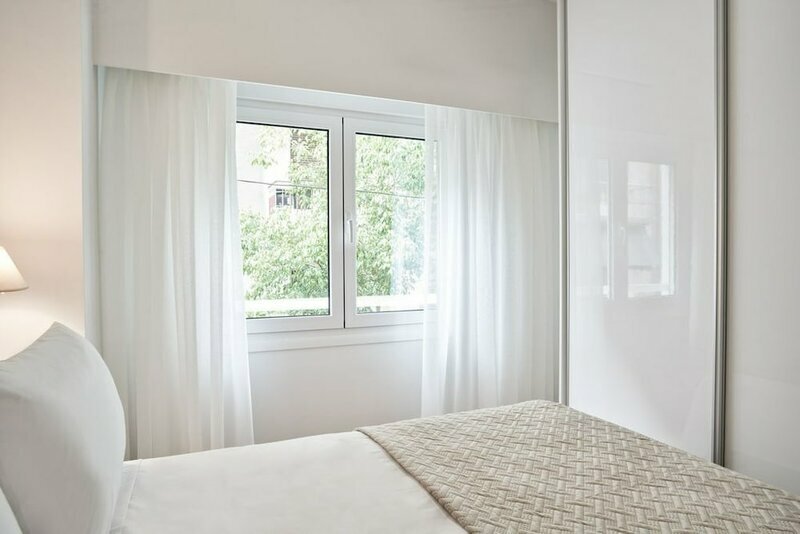 Stylish Apt next to the Archeological Museum