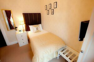 Golf View B&B, Забронировать Отель «постель и завтрак» Престуик Эйршир