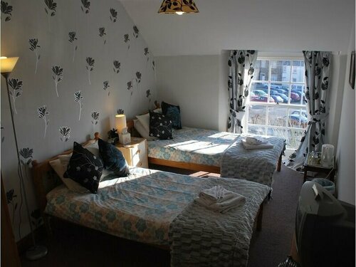 College Guest House, Забронировать Отель Хаверфордуэст Пембрукшир