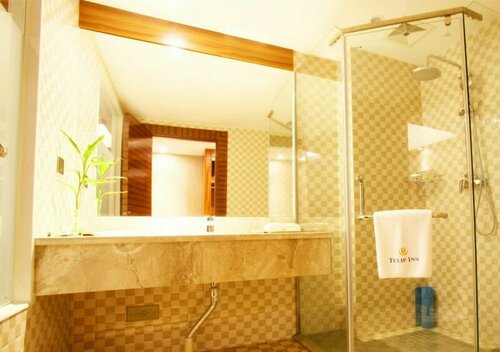 Tulip Inn Chengdu Airport, Book Hotel Hoteller i Chengdu med parkering, Parkering