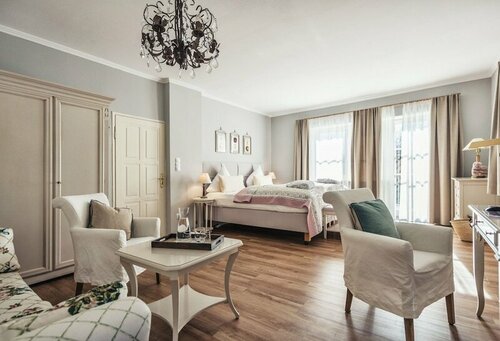 Schlossgut Oberambach BioHotel und Vitalzentrum, Забронировать Отель Отели Баварии с парковкой, Парковка