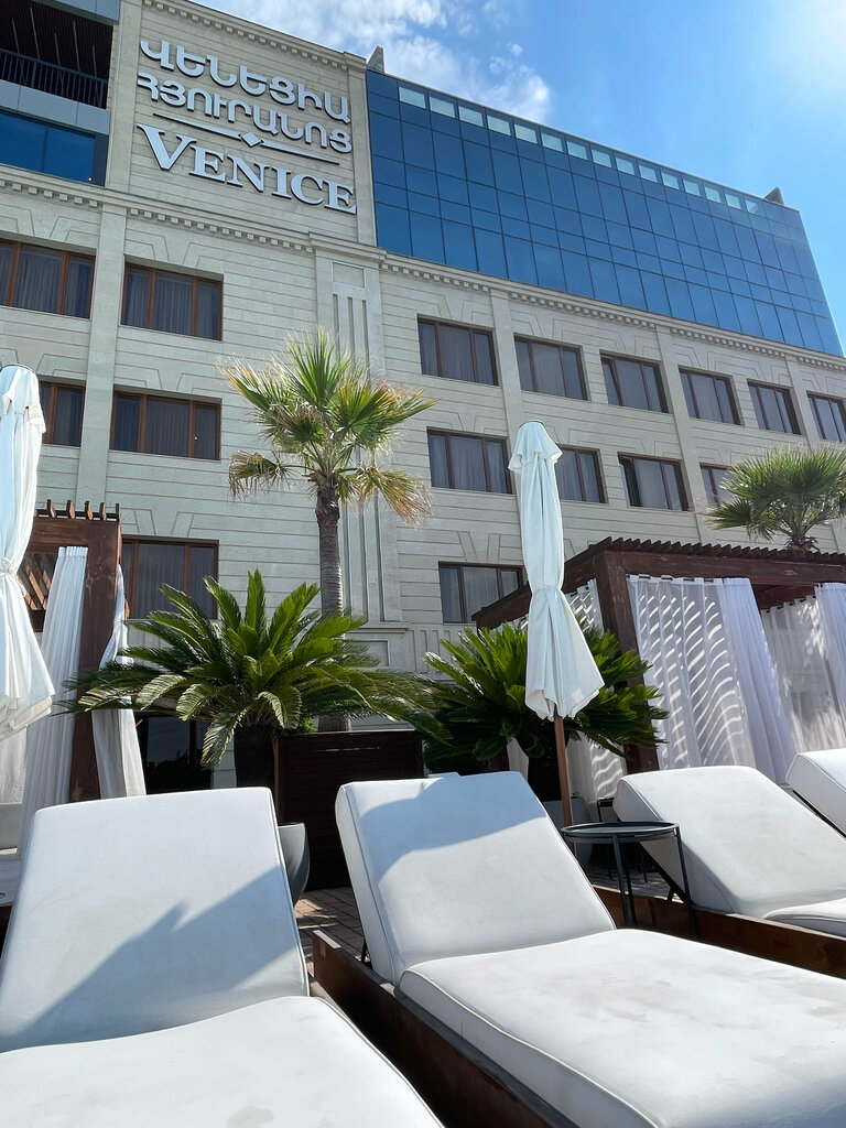 Venice Hotel Complex