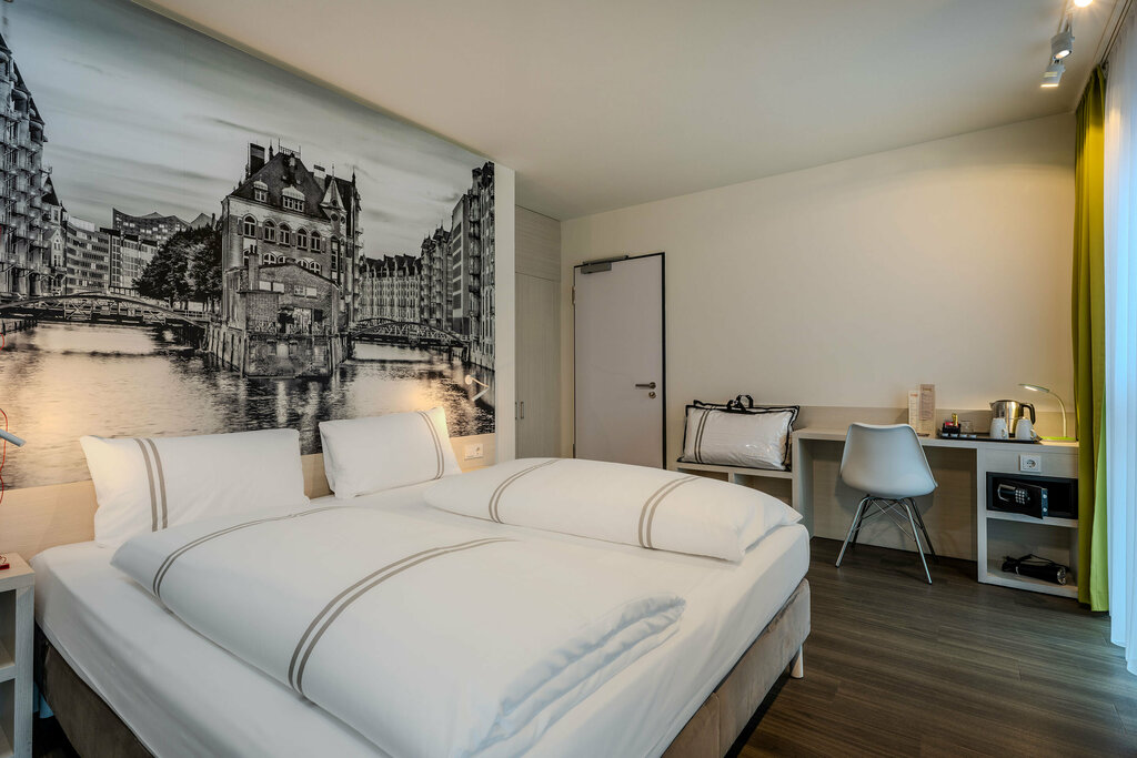 Отель Premier Inn Hamburg City Berliner Tor