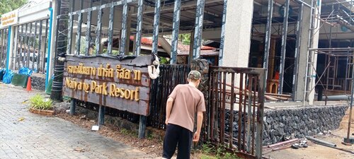 Naiyang Park Resort - Beachfront Escape, Забронировать Курортный отель Най-Янг-Бич остров Пхукет
