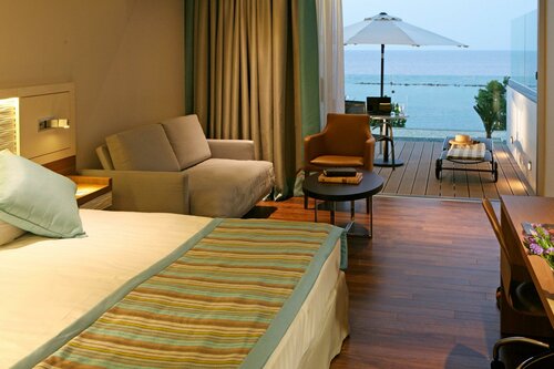 Crowne Plaza Limassol, Boek Hotel Limasol Limassol, in de buurt van Miami Beach