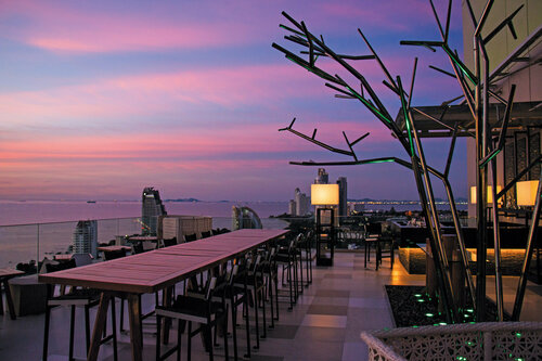 Holiday Inn Pattaya by IHG, Забронировать Отель Центральная Паттайя Паттайя, рядом с Пляж Паттайя