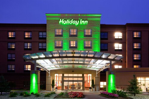 Holiday Inn Madison at The American Center, Varaa Hotelli Madison Wisconsin