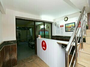 Oyo 10008 Hotel Golden Tree