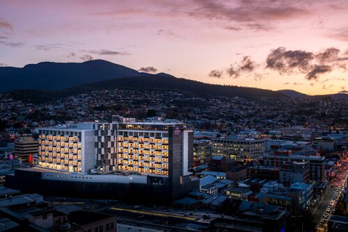 Crowne Plaza Hobart by IHG, Забронировать Отель Хобарт Hobart Surrounds, рядом с Церковь Св. Иосифа, католическая