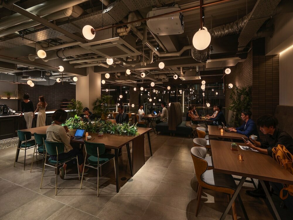 The Lively Osaka Honmachi