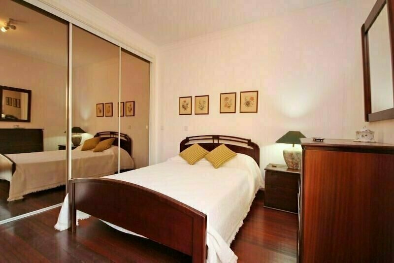 Old Town Apartment Sea View