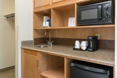 Holiday Inn Express & Suites Santa Clara - Silicon Valley, an Ihg Hotel