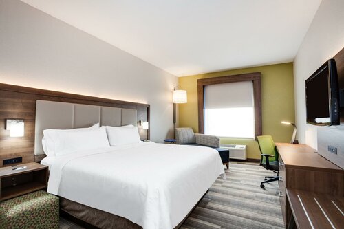 Holiday Inn Express Hotel & Suites Clewiston by IHG, Забронировать Отель Отели Кльюистон 3 звезды, рядом с Загородный клуб Клустона, 3*
