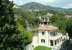 Holiday Rooms La Campagnetta, Buchen Sie Pension Alassio Palmenriviera