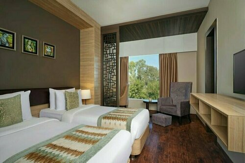 The Fern Residency Udaipur, Series by Marriott, Boek Hotel Hotels in Rajasthan met zwembad, Zwembad