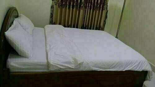 EZ Guesthouse, Book Pension Phnom Penh 