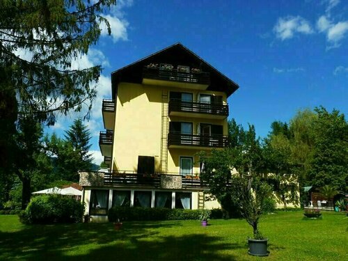 Strandhotel Prinz, Réserver Hôtel Ossiach Ossiacher See