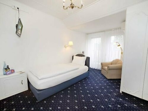 Hotel Brenner, Забронировать Отель Mitte Кобленц, рядом с Курфюрстский замок, Кобленц