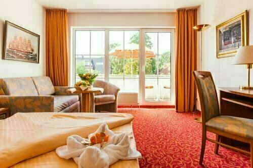Hotel Gorch Fock, Забронировать Отель Отели Bay of Lubeck с завтраком, Завтраки