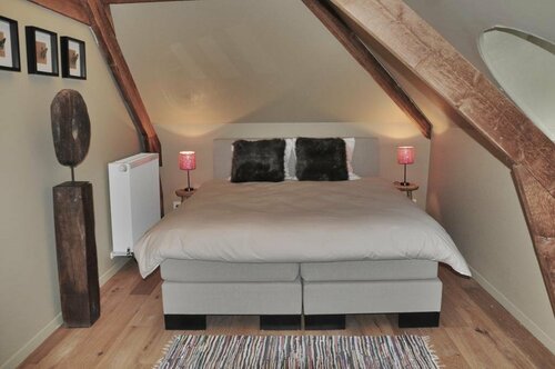 B&B Latem Loft, Забронировать Отель «постель и завтрак» Синт-Мартенс-Латем 
