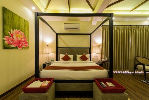 OYO 19621 Calangute Beach Holiday Inn, Забронировать Отель Калангут Северный Гоа, рядом с Infantaria