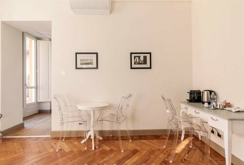XX SETTEMBRE Urban Relais, Забронировать Отель Отели Чентро Сторико с парковкой, Парковка